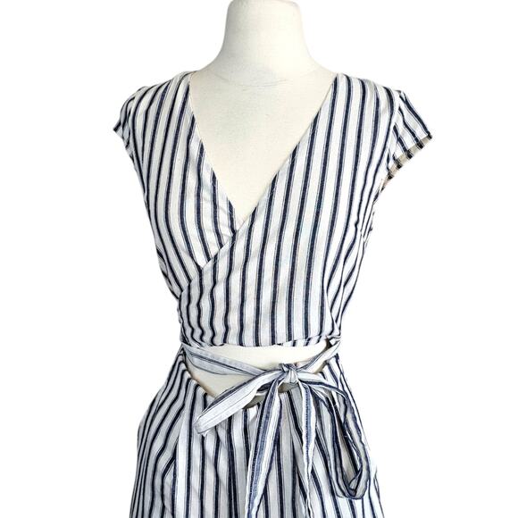 Lulus Jetset to Go Striped Jumpsuit Size Small - Picture 10 of 13